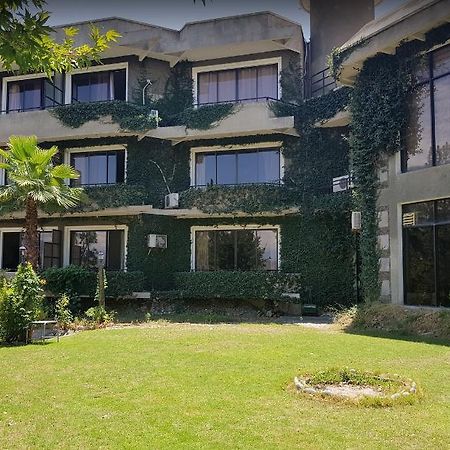 Rock City Resort Mingora Esterno foto